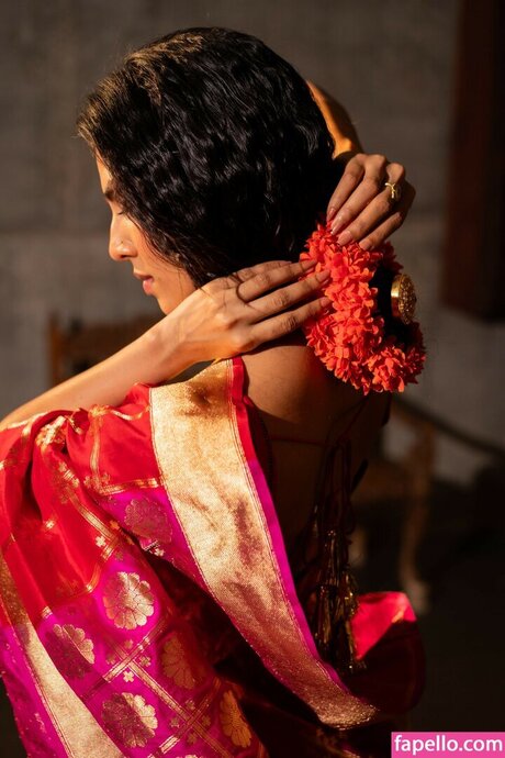 Malavika Mohanan pornstar naked img