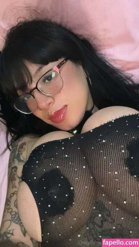 Vickyonts nudes pornstar archive