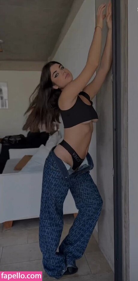 Celepamio star erotic pictures