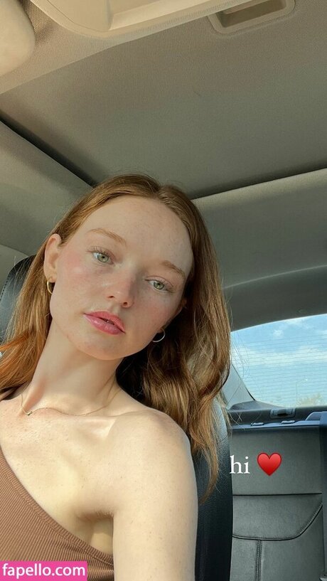 Samantha Cormier model pornographic images