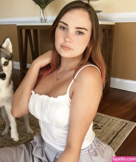 Asmrdarling model sex pics