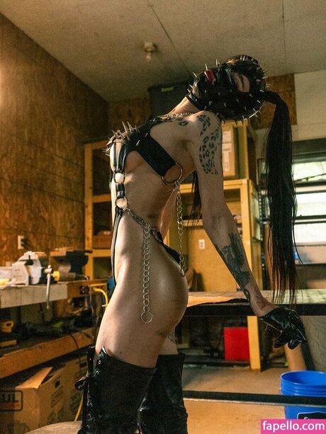 Toxic Vision nice actress photo
