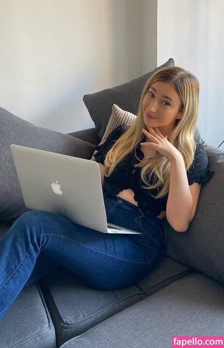 Chlo Matt profile image