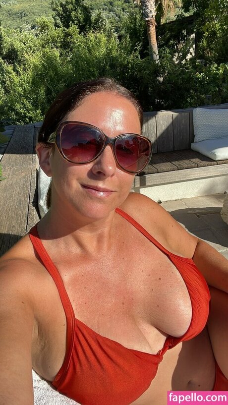 Kate Harrison model nude photos