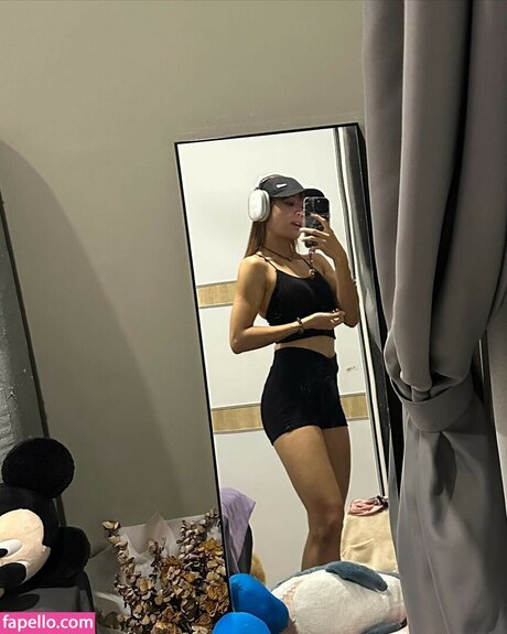 icychen0106 xxx model image