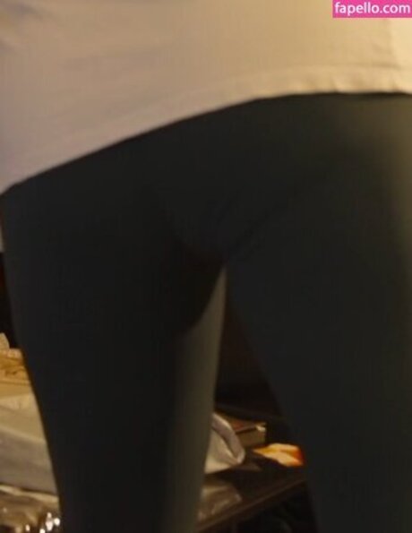 mature squirt onlyfans art porn pic