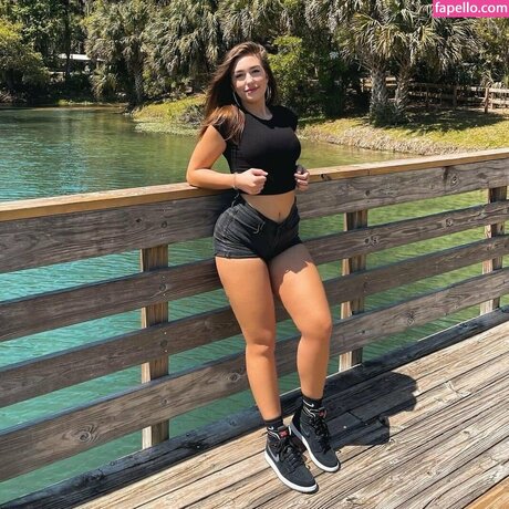 Savannah Dexter top profile image