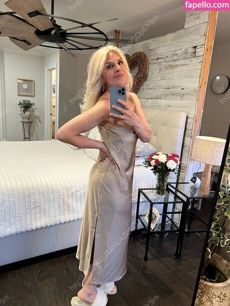 Donna Dalessandro sex model photo