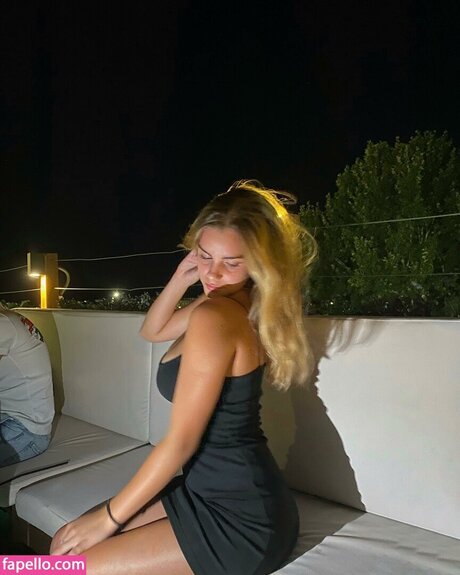 lara sofia model nice pic