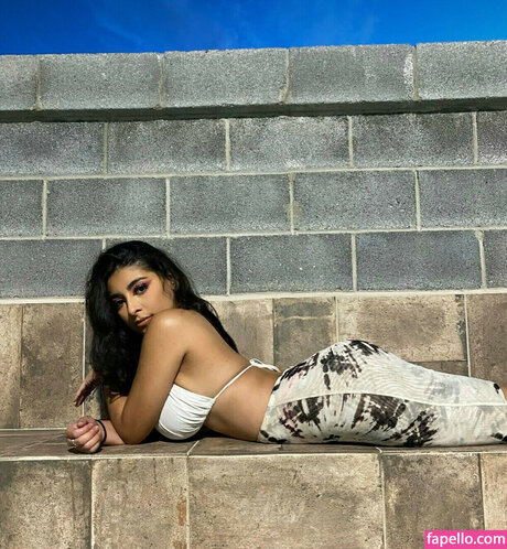 girl onlyfans perfect photos