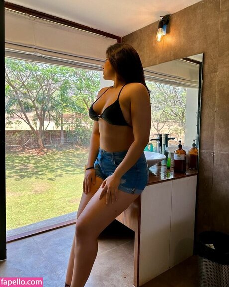Nikita Sharma profile image