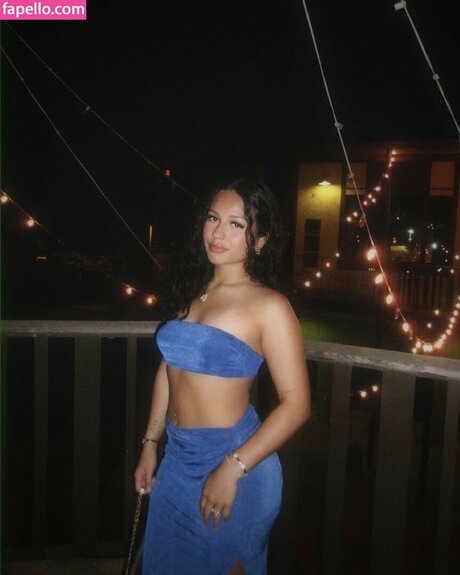 Aracelyanahiii porn actress picture