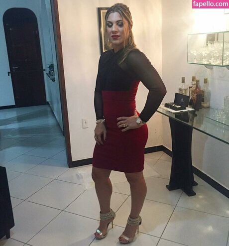 Bethe Correia exclusive actress img