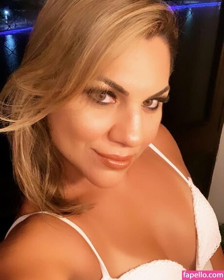 Bethe Correia model porn gallery