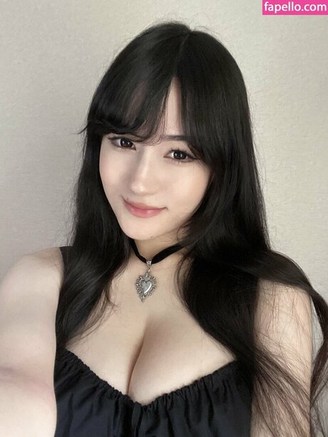 Timuko model porn pic