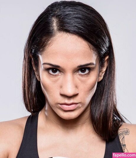 Amanda Serrano sexy pornstar photos