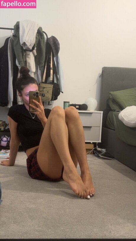 Elisha Walbyoff nudes model photos