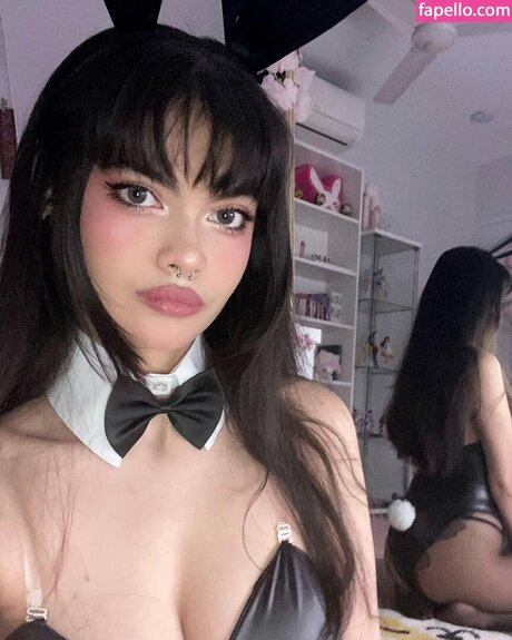 to okki model erotic archive