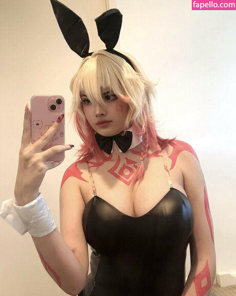 to okki model hd pics