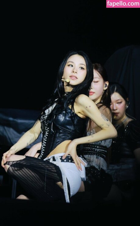 Chaeyoung star sexy images