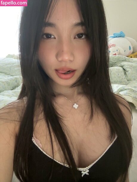 bunibuniyu pornographic model photos
