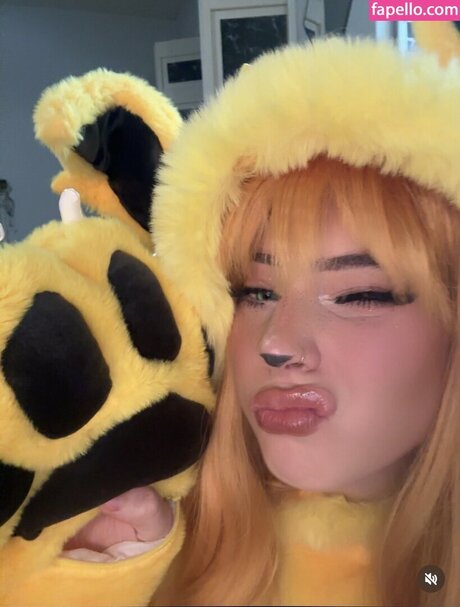 lizgrimess perfect actress image