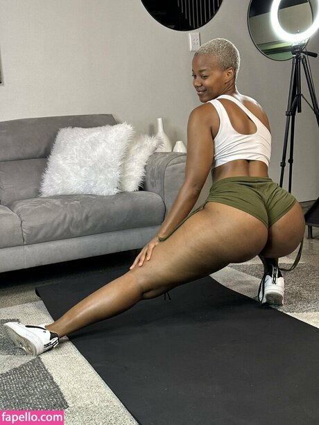 Faustina Thobakgale beautiful model images