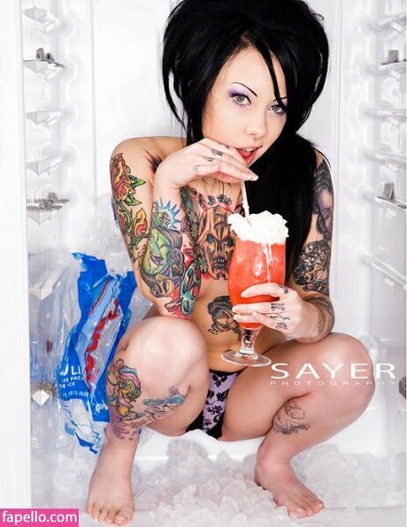 MeGaN MaSsACrE hd pornstar pic