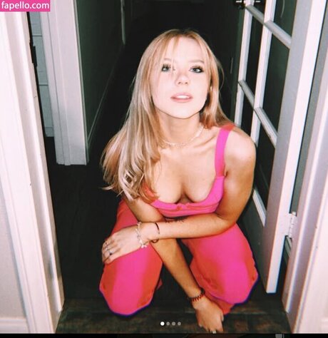 Mary Kate Willis sex actress pictures