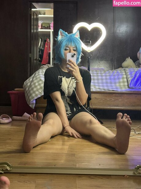 Meka Neko star pornographic photos