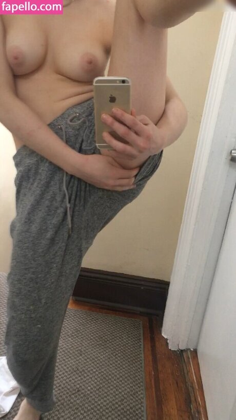 Lily Mo Sheen pornstar perfect photo