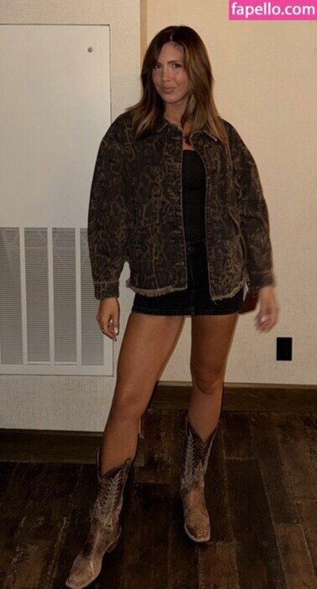 Madison Humphrey art actress galleries