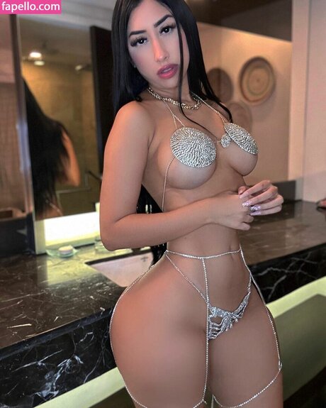 marieth gn model hd photo