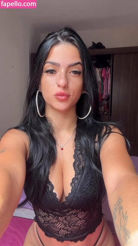 Rafinha Linhari naked model pic