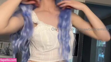 Strawbearie Milkk star hd picture