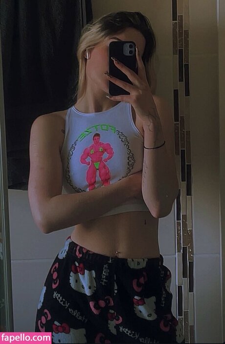 sky stn pornstar adult pic