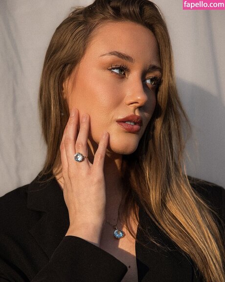 Oliwia Petryna best model gallery