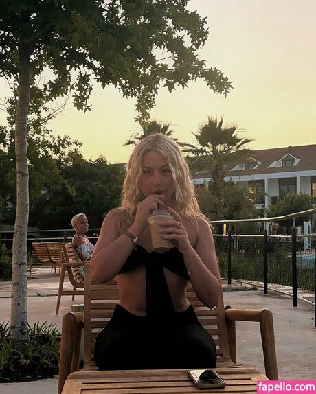 Lauren Duffy nudes actress archive