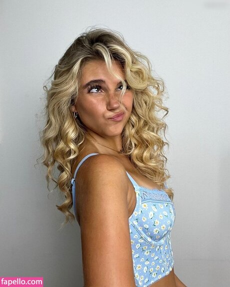 Lara Spengler best star pics