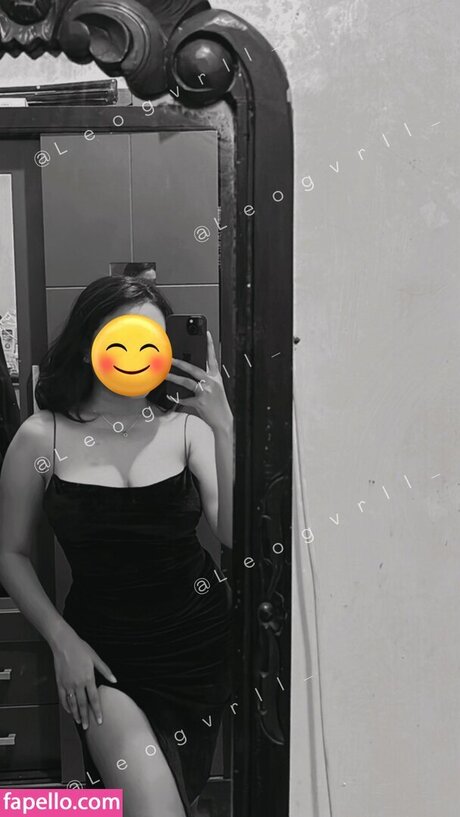 Leogurlll23 naked star img