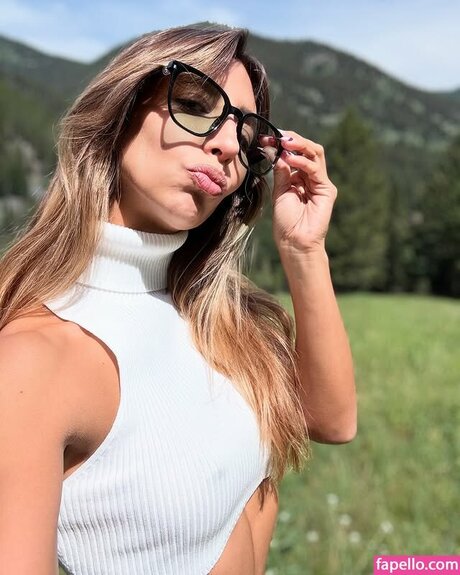 littlefitdevil pornstar top photos