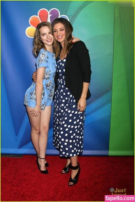 Bridgit Mendler pornstar naked photos