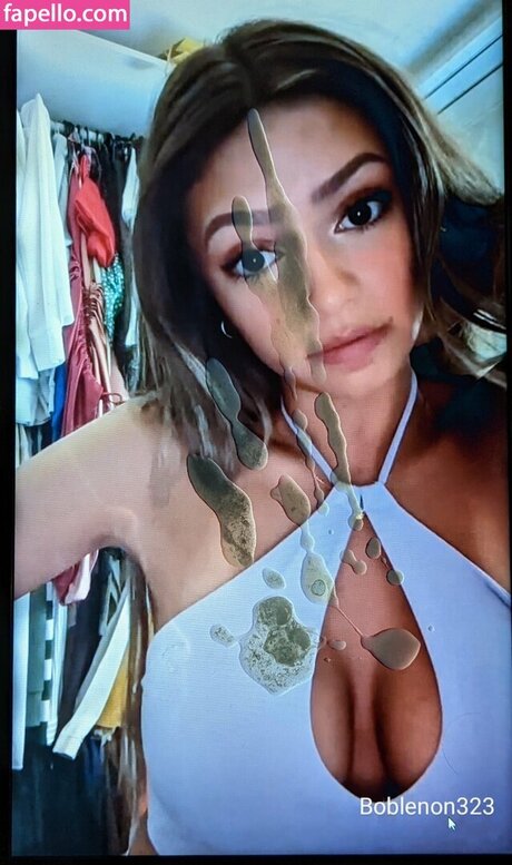layna sacino hot model image