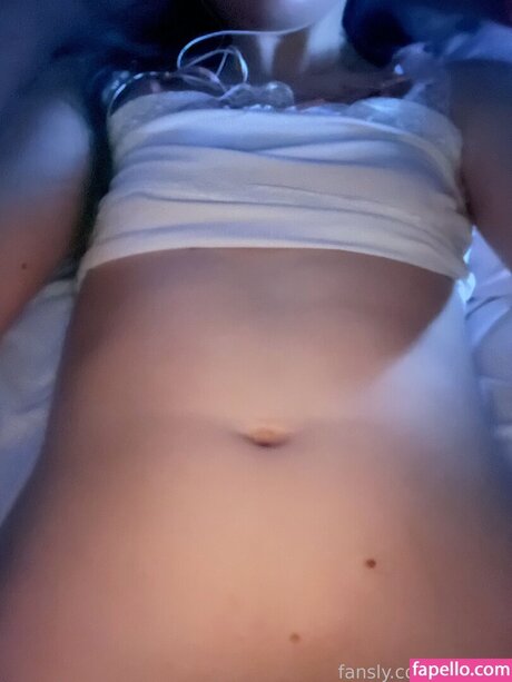 LittleNiiVT star pornographic photo