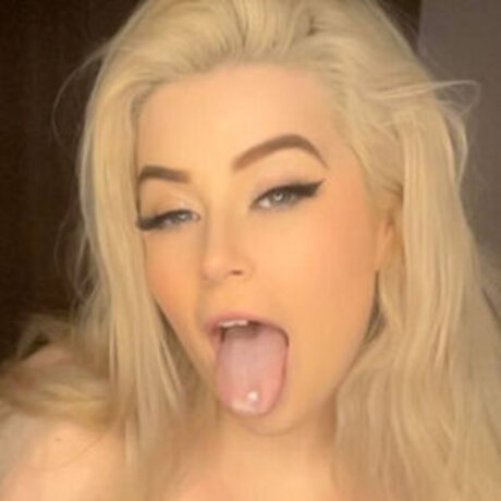 Amelia Skye model best photos