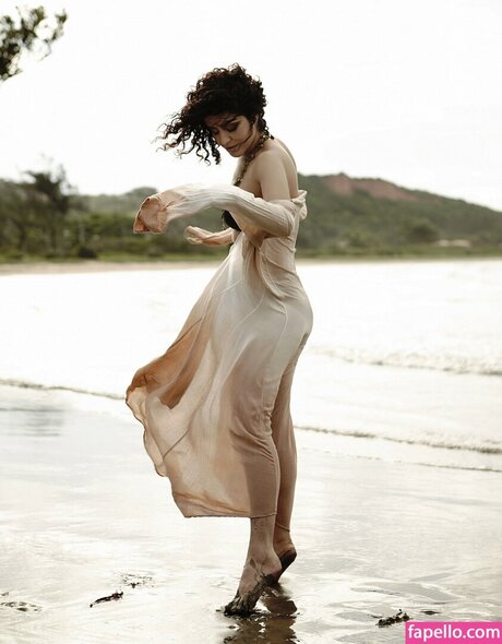 Leticia Sabatella model xxx photo