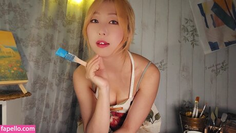 Nalbi ASMR art actress archive