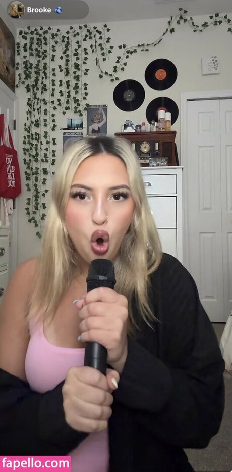 Cloud ASMR nude actress images