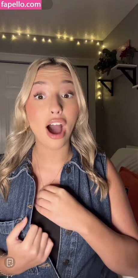 Cloud ASMR art pornstar picture