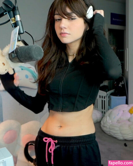 Bonnierabbit hot actress photo